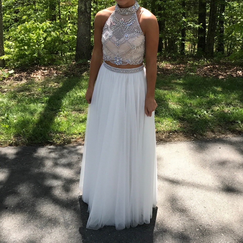 Sherri Hill prom dress